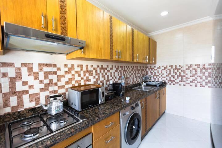 Modern Apartment In The Heart Of Tanger Rum bild